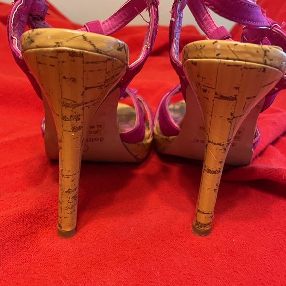 Fuchsia Strapey 4” stilettos - Picture 4 of 6